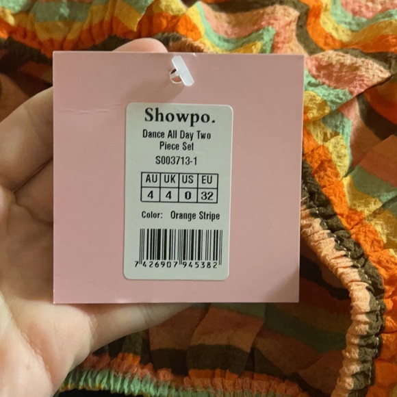 ShowPo Two Piece Set - Picture 2 of 2